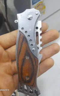 چاقو خوش دست و تمیز