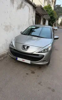 پژو ۲۰۷ دنده ایی پانا مدل ۱۴۰۴ در حد