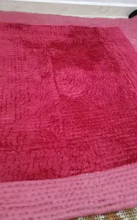 لحاف یا کرسی مخمل ساتن