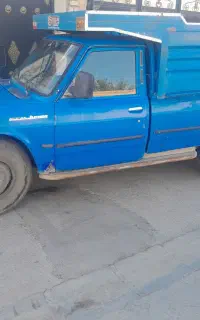 نیسان وانت دوگانه کارخانه