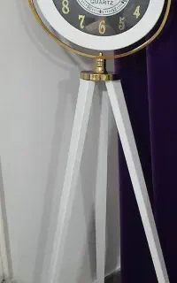 ساعت ایستاده