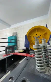 شاگرد آسانسور