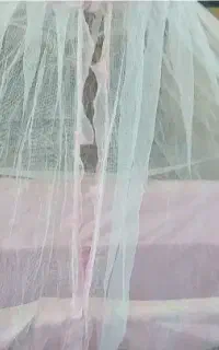 تخت و گهواره نوزاد