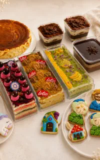 کیک و شیرینی خانگی