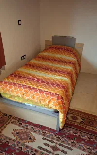 تخت نو جوان