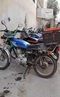 تلفنچی خانوم جهت کار در پیک موتوری