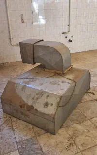 دود کش،آشپز خانه  صنعتی یا رستوران به فروش میرسد