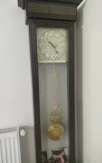 ساعت قدی سالم و خیلی دقیق