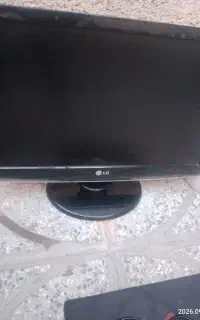 کامپیوتر و مانیتور