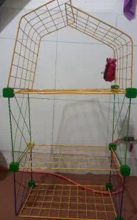 قفسه فلزی