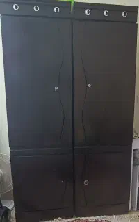 کمدلباسی چوبی