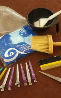 لوازم کوتاهی و رنگ مو کلا پونصد تومن