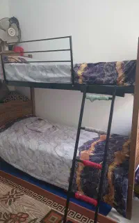 تخت دوطبقه سالم  بدون خط وخش