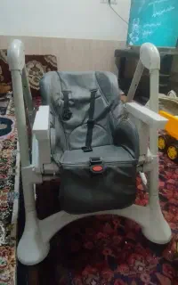 صندلی کودک