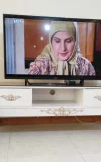 میز تلویزیون در حد نو