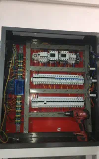 برق کار ساختمان و صنعتی