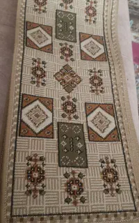 ۹عدد پادری پلکان تازه بدون عیب ۲عدد چراغ خواب