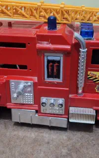 اسباب بازی ماشین آتشنشانی