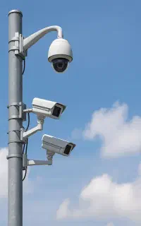 عیب یابی و تعمیر انواع سیستمهای مداربسته و دزدگیر