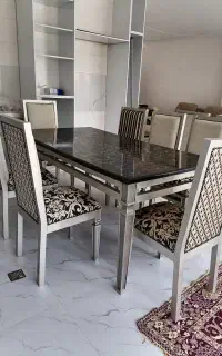 مبل و میز نهار خوری