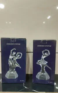 مجسمه کریستال