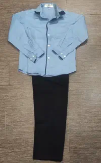فرم مدرسه و کفش و لباس بچگانه