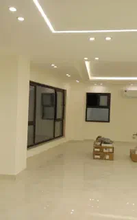 همکار نقاش ساختمان