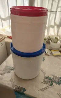 دبه ۵ کیلویی و سطل ۸ کیلویی