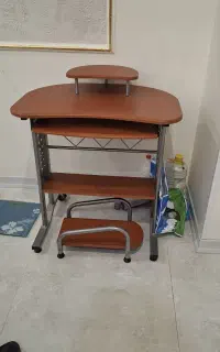 میز کامپیوتر و تحریر