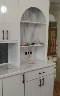 ساخت ونصب انواع کابینت mdfوفلز کمد دیواری ودرب