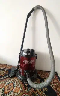 جاروبرقی سطلی