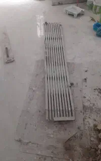 پشت دری ریلی