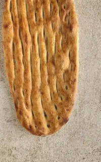همکار وردست ماهر نان بربری