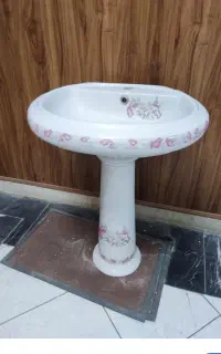روشویی وسنگ توالت