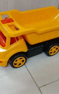 کامیون کودک تحمل وزن تا ۲۰۰ کیلو