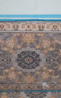 پشتی سالم و تمیز