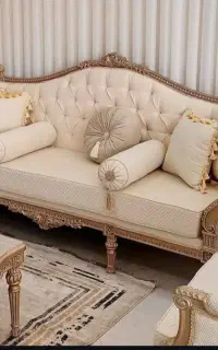 مبل نو کاریزمای  اصلی۸نفره به همراه ۳ تا عسلی بزرگ