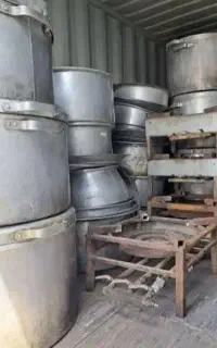 ظروفهای مسی چدنی زرد و غیره در محل