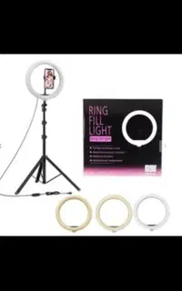رینگ لایت همراه ۳پایه