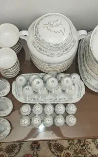 سرویس ۱۲ نفره چینی حمید