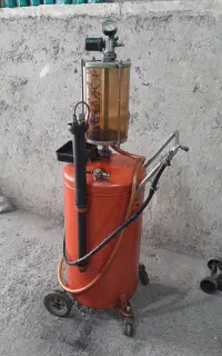 فروش ابزار مکانیکی و تعویض روغن