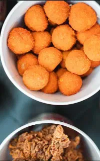 کمک اشپز فست فود سوخاری