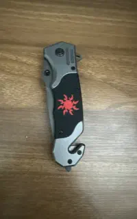 چاقو کوهنوردی