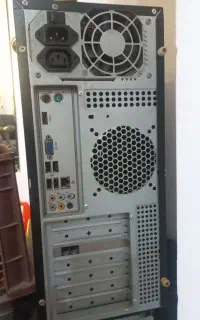 کیس کامپیوتر