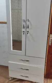 کمد در حد نو ، تمییز