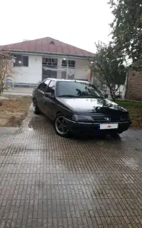 پژو ۲۰۰۰ اسپرت.