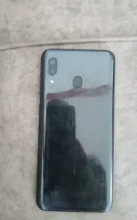 گوشیa20معمولی