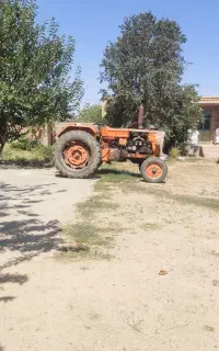 تراکتور رومانی مدل 60آماده به کار