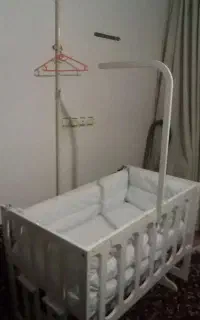 تخت و نوازد