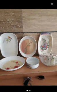 تعدادی ظروف کار کرده